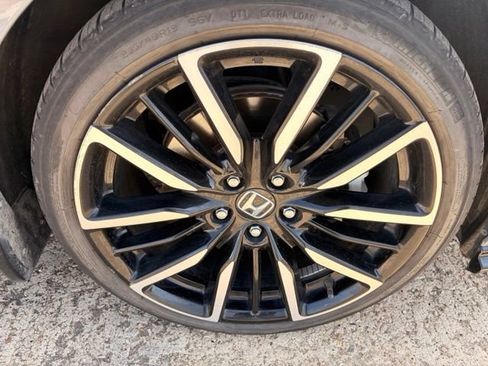 Used 2023 Honda Accord Touring image 7