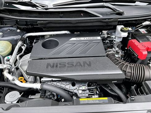 Used 2025 Nissan Rogue SV AWD/4WD image 28