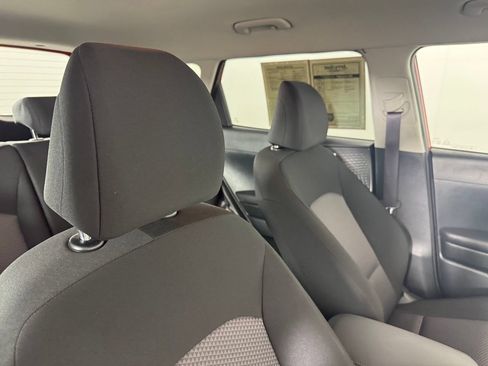 Used 2025 Kia Soul LX FWD image 33
