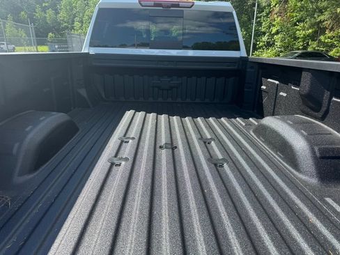 New 2026 Chevrolet Silverado 3500 High Country w/ High Country Premium Package AWD/4WD image 11