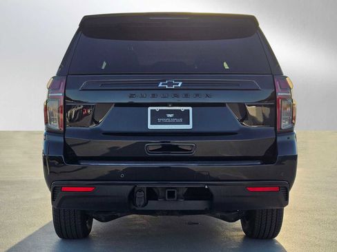 Used 2023 Chevrolet Suburban Z71 w/ Luxury Package image 4