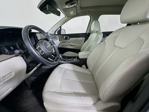 Used 2023 Kia Sorento EX w/ Panoramic Sunroof Package FWD image 13