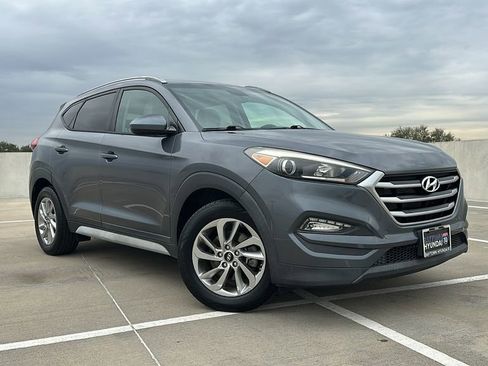 Used 2018 Hyundai Tucson SEL image 5