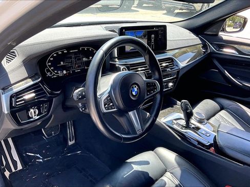 Used 2022 BMW M550i xDrive AWD/4WD image 14