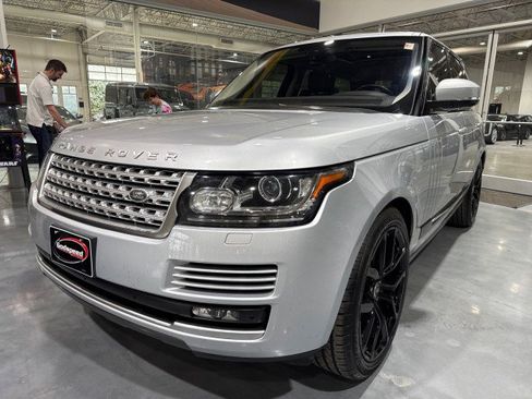 Used 2016 Land Rover Range Rover HSE image 1