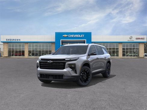 New 2026 Chevrolet Traverse LT w/ Midnight/Sport Edition image 8