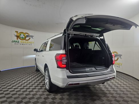 Used 2024 Ford Expedition Max Platinum AWD/4WD image 34