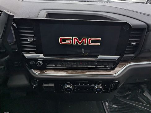 New 2026 GMC Sierra 1500 Elevation AWD/4WD image 23