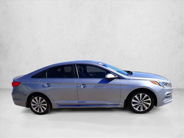 Used 2017 Hyundai Sonata Sport w/ Value Edition Package 02 FWD image 5