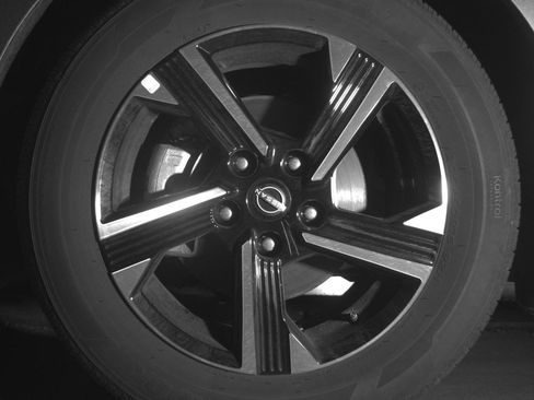 Used 2025 Nissan Sentra SV image 12