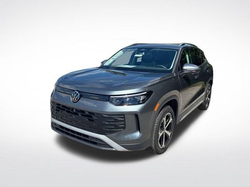 New 2026 Volkswagen Tiguan SE AWD/4WD image 7