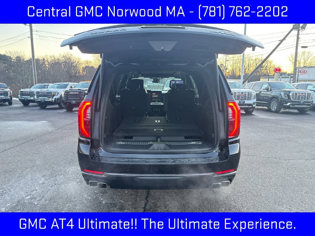 New 2026 GMC Yukon XL AT4 Ultimate AWD/4WD image 12