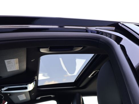 Certified 2025 Mercedes-Benz C 300 Sedan image 15