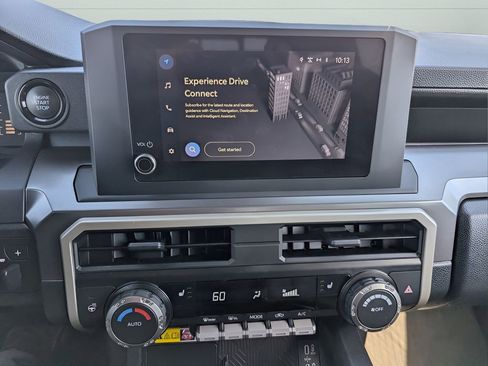 Certified 2025 Toyota Tacoma SR5 AWD/4WD image 10
