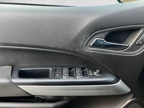 Used 2016 Chevrolet Colorado LT w/ Midnight Edition image 11