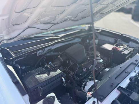 Used 2023 Toyota Tacoma SR RWD image 13