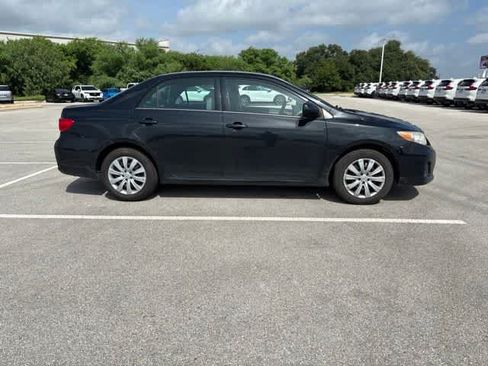 Used 2013 Toyota Corolla LE FWD image 6