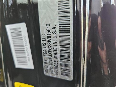 New 2025 Jeep Wrangler Unlimited Rubicon w/ Technology Group image 16