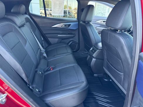 Used 2025 Chevrolet Equinox EV LT w/ Convenience Package FWD image 27
