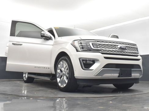 Used 2019 Ford Expedition Platinum image 29