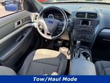 Used 2017 Ford Explorer XLT image 4