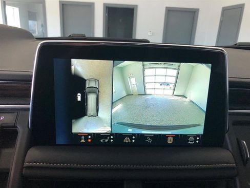 Used 2024 Chevrolet Tahoe Premier w/ Advanced Technology Package image 20