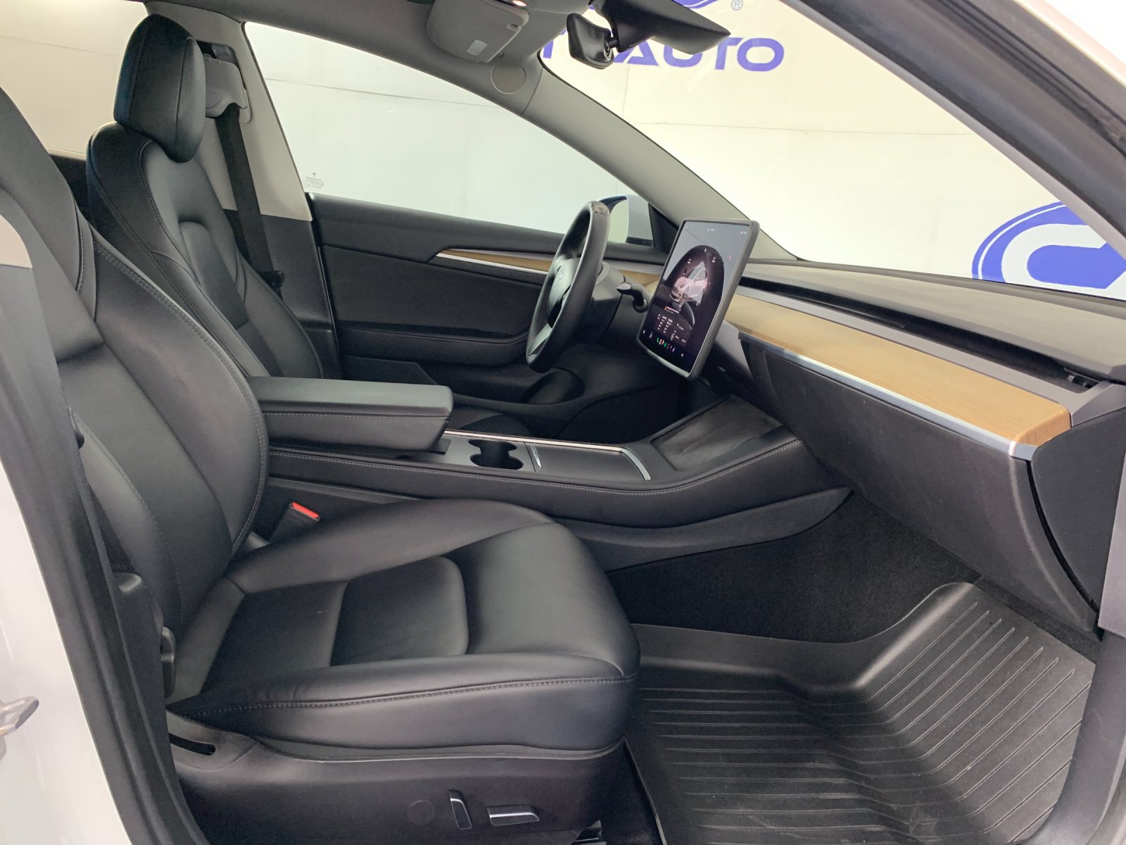 Used 2022 Tesla Model 3 Long Range AWD/4WD image 35