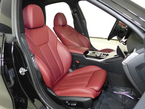 Used 2023 BMW i4 eDrive35 image 19