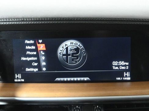 Used 2019 Alfa Romeo Stelvio Ti Lusso w/ Quick Order Package 22X Lusso image 21