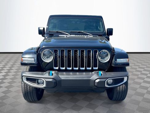 Used 2023 Jeep Wrangler Unlimited Sahara w/ Cold Weather Group AWD/4WD image 2