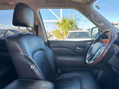 Used 2018 INFINITI QX80 Base image 14