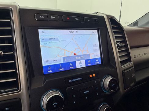 Used 2021 Ford F250 Platinum w/ FX4 Off-Road Package image 26