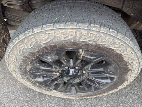 Used 2024 Chevrolet Silverado 2500 High Country w/ High Country Premium Package image 7