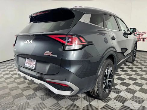 Used 2023 Kia Sportage EX AWD/4WD image 30