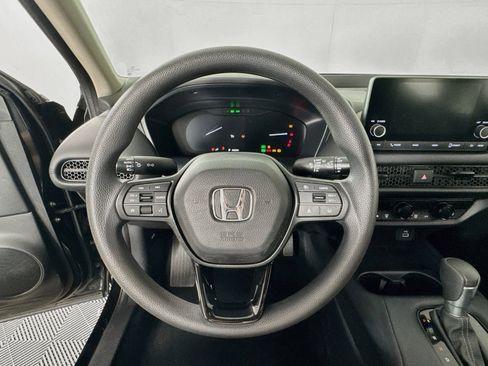 Certified 2024 Honda HR-V LX image 13