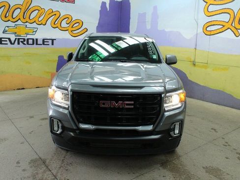 Used 2021 GMC Canyon Elevation image 3