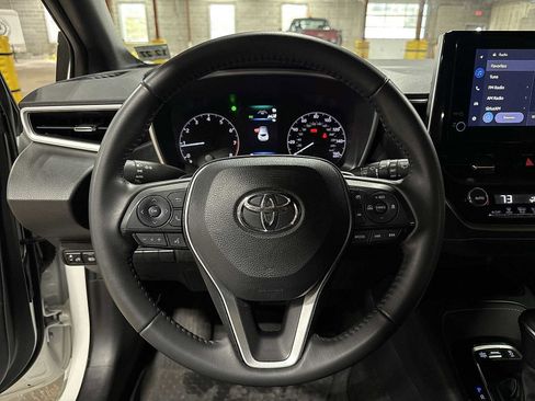 Certified 2023 Toyota Corolla SE image 18