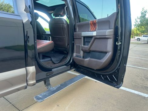 Used 2018 Ford F250 King Ranch w/ King Ranch Ultimate Package AWD/4WD image 28