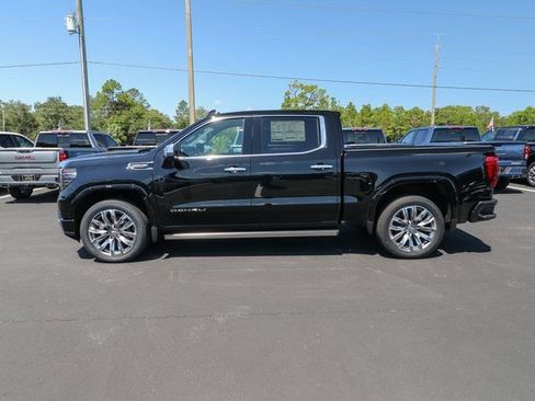 New 2025 GMC Sierra 1500 Denali w/ Denali Reserve Package image 5