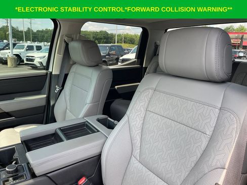 Used 2024 Toyota Tundra Limited AWD/4WD image 14