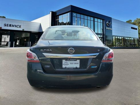 Used 2014 Nissan Altima 2.5 S FWD image 5