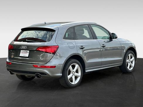 Used 2017 Audi Q5 2.0T Premium Plus w/ Technology Package AWD/4WD image 7