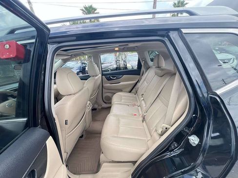 Used 2015 Nissan Rogue SL w/ SL Premium Package FWD image 5
