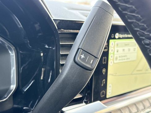 Used 2023 GMC Sierra 1500 Elevation image 9