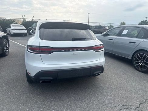 Used 2024 Porsche Macan AWD/4WD image 11