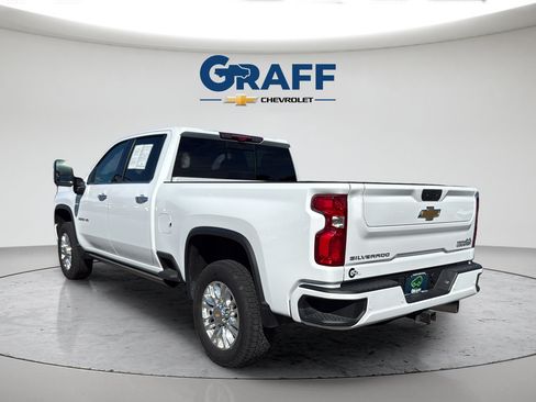 Used 2023 Chevrolet Silverado 2500 High Country w/ Technology Package AWD/4WD image 5