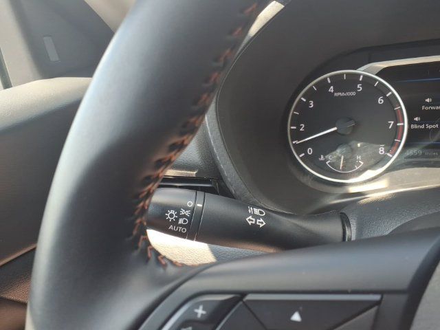 Used 2025 Nissan Sentra SR w/ Midnight Edition FWD image 17