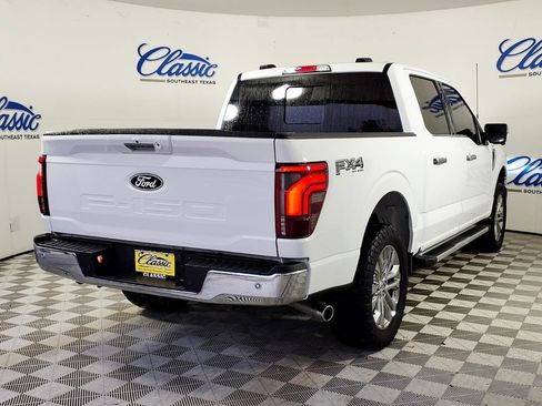 Used 2024 Ford F150 Lariat w/ FX4 Off-Road Package AWD/4WD image 7