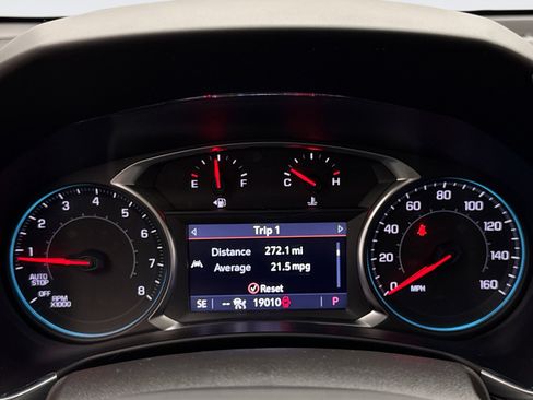 Used 2023 Chevrolet Equinox Premier image 13