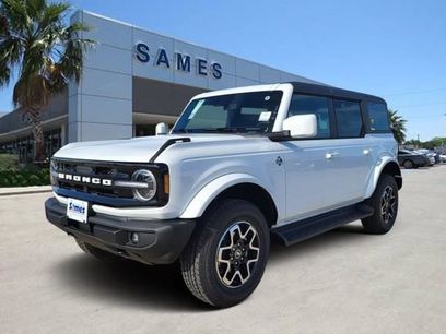 New 2025 Ford Bronco Outer Banks